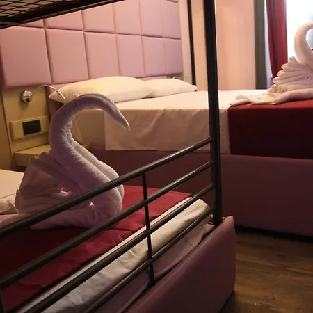 Dolce Bed & Breakfast Naples