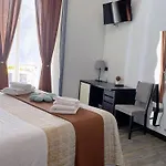 Dolce 3* Naples